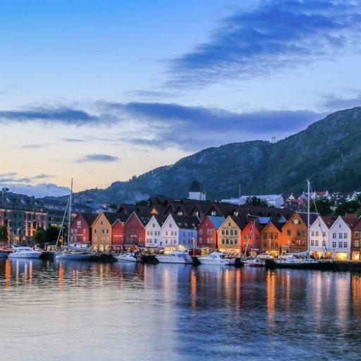Norway- Historic fjord, city & arctic roundtrip 