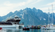 Discover the Arctic onboard silent hybrid-electric ships