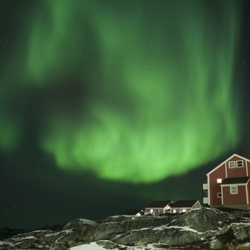 Weekend in the glow of the Northern Lights in Greenland