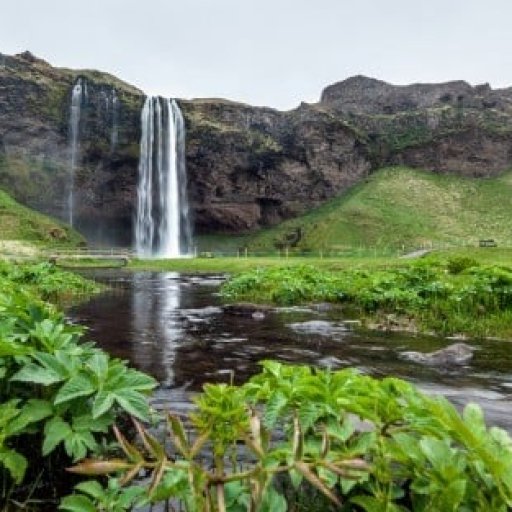 Seljalandsfoss Waterfall 